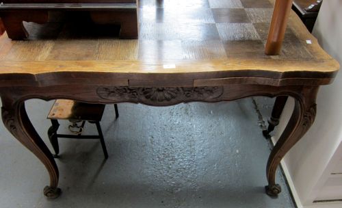 Oak dining table and a hifi cabinet