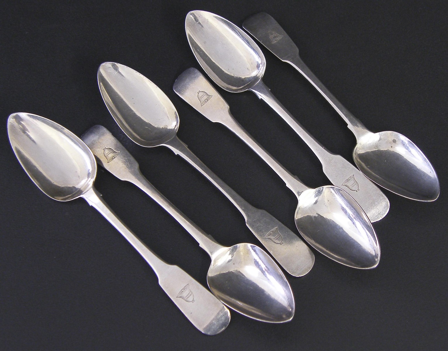 Set of six George III Irish silver fiddle pattern teaspoons with rat tail bowls, maker Samuel