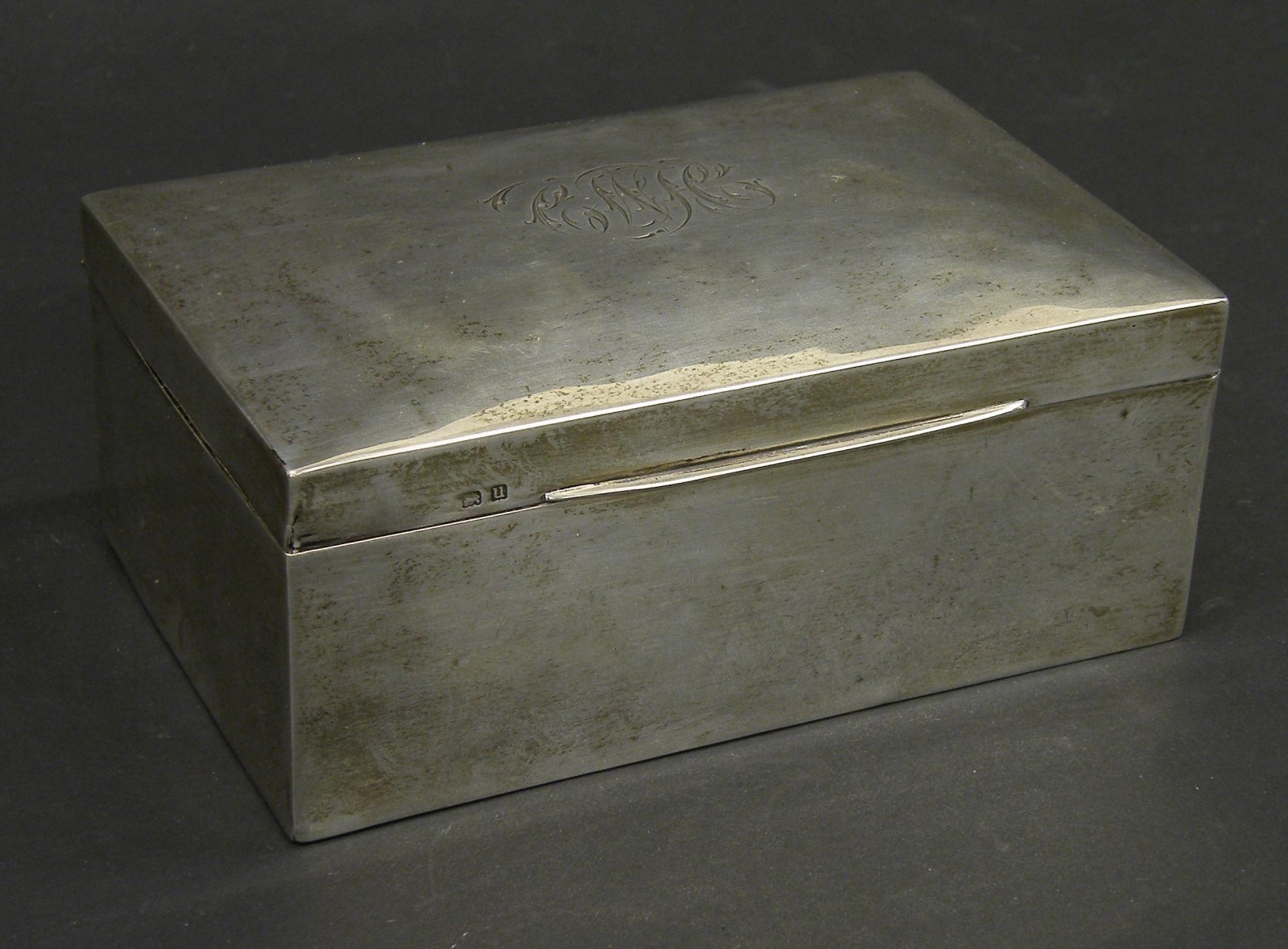 George V silver cigar box, maker H&O, Birmingham 1919, 5.5" wide