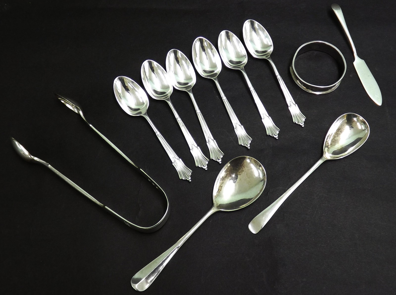 Set of six late Victorian Albany handled coffee spoons, maker JDWD, Sheffield 1896; together with