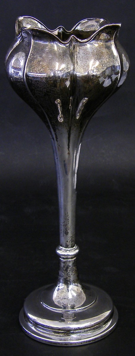 Attractive Art Nouveau cast silver tulip spill vase in the form of an open flower, maker`s marks