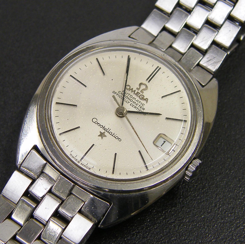 Omega Constellation Chronometer automatic stainless steel gentleman`s bracelet watch, the silvered