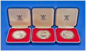 Queens Silver Jubilee Silver Crowns. Hallmark 1977 with boxes and certificates. 3 in total. All in