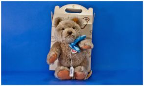 Steiff Classic Mohair Teddy Bear Figure ``Caramel Jackie``. With box and certificate, as new