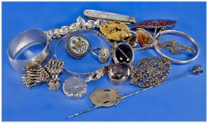 Miscellaneous Lot Comprising Costume Jewellery And Oddments To Include Stick Pin, Brooches, Fobs