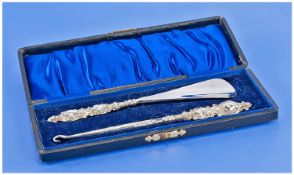 Edwardian Boxed Set Pair of Silver Handled Hook and Shoehorn. Hallmarked London 1908. Original box.