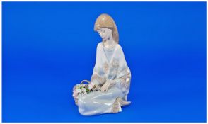 Lladro Limited Edition Society Figure `Flower Song`. Model number 7607. Mint condition with box. 7.