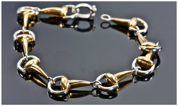 18ct Gold Two Tone Bracelet of Good Quality and Design. Marked 750, As new condition. 8 inches in