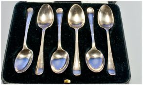 Edwardian Boxed Set of Silver Tea Spoons. Hallmarked Sheffield 1911. Makers mark CB & S.