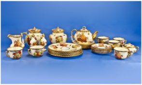 Hammersley/Hammersly Pottery 30 Piece Part Tea and Dinner Service ``Autumn Gold`` Pattern.