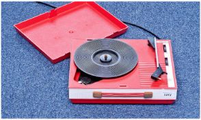 1970`s Fidelity HF42 Portable Record Player, In Working Order.
