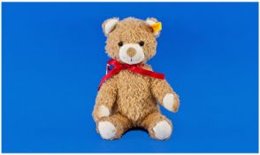 Steiff Teddy Bear. K.N.O.P.F, I.M, O.H.R, of small size. Light brown plush colour. 11 inches in