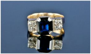 18ct Gold Sapphire And Diamonds Cluster Ring. Fully hallmarked. good quality vintage ring. 5.5