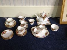 Royal Albert Old Country Roses Tea Service, 28 Pieces Comprising Teapot, Cups, Saucers & Place
