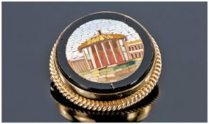 Italian Grand Tour Antique Brooch. A fine quality Roman micro mosaic, marked 18ct gold. Mounted