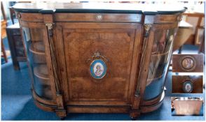 Fine Mid Victorian Walnut Credenza, circa 1860, the top with walnut book-matched veneering to