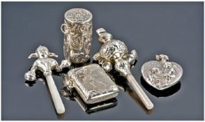 20th Century Collection Of Small Silver Items, all items are stamped 925 silver. 5 pieces in total.
