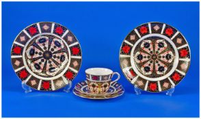 Royal Crown Derby Old Imari Single 5 Piece Dinner And Tea Set. Pattern number 1128. Comprises cup,