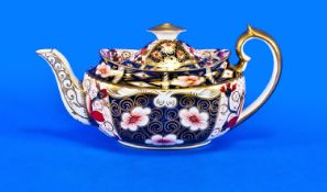 Royal Crown Derby `Imari` Pattern Alladins Lamp Shaped Tea Pot. Date 1918. 4.25`` in height, 8.25``