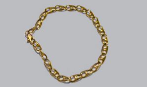 A 9ct Gold Chain Link Bracelet, 5.9 grams. Apparently unmarked, but tests 9ct.