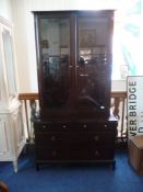 Modern Stag Mahogany Two-Tier Side Unit, the top with two glazed doors, opening to reveal two