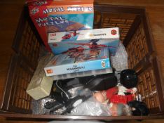 Small Collection of Toys, metal puzzles, boxed games, etc.