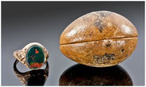 Gents 9ct Gold Signet Ring, Set With A Polished Oval Blood Jasper, Marked 9ct, Ring Size P½.