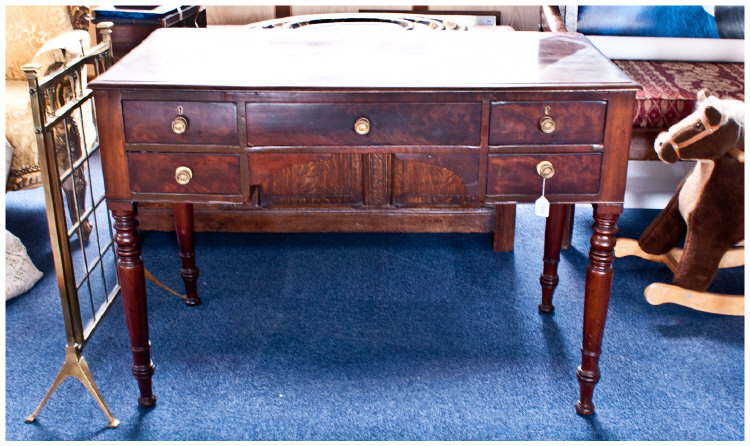 Late Georgian Mahogany Writing Desk, comprising central drawer and two short drawers to either
