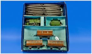 Hornby O Gauge No 501 Passenger Set In Original Box.