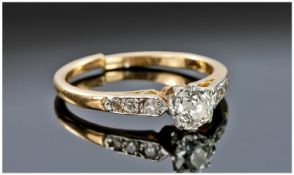 18ct Gold Solitare Diamond Ring.