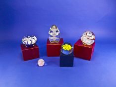 5 Paperweights from Valentina and Royal Crest