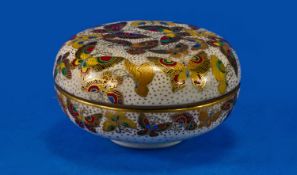 Superb Japanese Meiji Period Miniature Satsuma Lidded Patch Box, by the renowned Kinkozan. It is