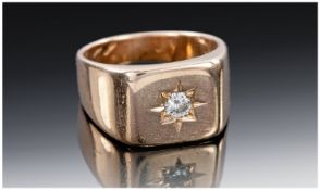 Gents 9ct Gold Diamond Set Ring, Central Star Set Diamond Approx .25ct,Unmarked, Ring Size S,