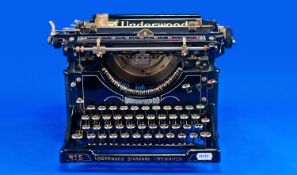 Vintage Underwood Typewriter model No.5, mid 20th century, 9 inches high. 15`` in width. Excellent
