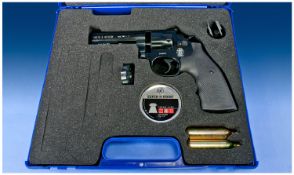 Smith & Wesson CO Magnum Revolver Air Pistol, Model number 586, call 177. 4.5mm pellet, 10 shot