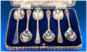Walker Hall Silver Set of Six Coffee Spoons with golfing interest. Decorated with crossed golf