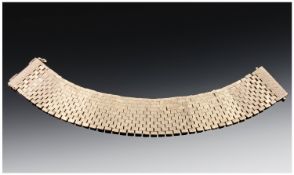 A Good Quality 9ct Gold Broad Mesh Bracelet. 58.10 grams, fully hallmarked for London 1965. 8