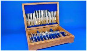 Davenport & Sullivan 60 Piece Albany Patterned Silver & Gold Plated High Quality Canteen Of Cutlery