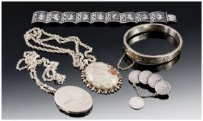 A Selection of Silver Jewellery comprising a silver bangle, locket and chain, large agate pendant