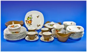 Midwinter Stylecraft Staffordshire England Fashion Shape 7-63 Part Dinner Service including a