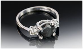 18ct Gold Three Stone Ring, Set With A Central Round Black Diamond (Approx 2.00cts) Set Between