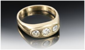 18ct Gold Gents Diamond Ring, Three Round Brilliant Cut Diamonds. Gypsy Set, Estimated Diamond