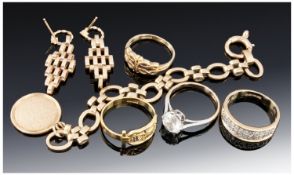 A Small Collection of 9 Carat Gold Jewellery. All pieces are marked 9 carat and 375 comprising 4