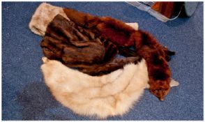 Collection Of Various Fur Items Including tippet & stoles (4)