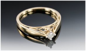 9ct Gold Diamond Ring, Single Round Brilliant Cut Diamond, Fully Hallmarked, Ring Size N.