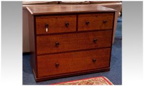 Late 19th Century Mahogany Chest of Drawers, comprising two short drawers over two long graduated