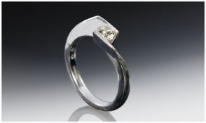 18ct White Gold Diamond Ring, Central Round Modern Brilliant Cut Diamond, Fully Hallmarked, Ring