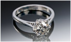 18ct White Gold Diamond Ring, Central Round Modern Brilliant Cut Diamond, Estimated Diamond Weight