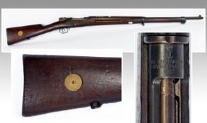 Swedish World War One Carl Gustafs Carbine Rifle, bolt action stads Gevarsfaktori HK 442561. Crown