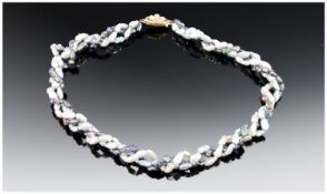 Freshwater Pearl Collar with a 9ct Gold Clasp. 13`` in Length.